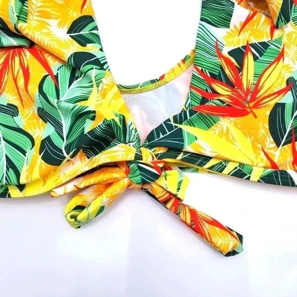 Yellow Ruffle Padded Pullover Style Bikini Top Swimwear XL Extra Large - Picture 3 of 3
